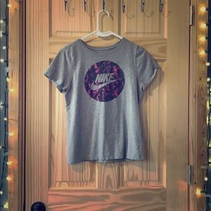 Nike t-shirt